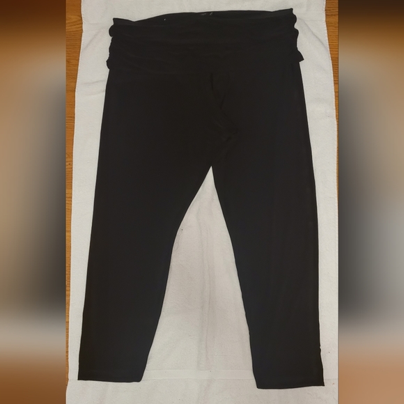 Forever 21 Plus Size Black Ruched Waist Pants - Picture 2 of 9